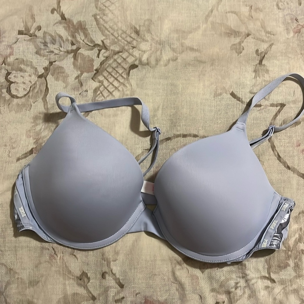 Pink/Victoria’s Secret purple bra